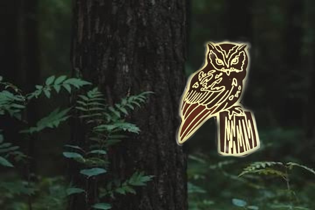 Forest Owl Bird Lapel Pin by Wild Corner, 1 of its kind Lapel Pin - Image 2